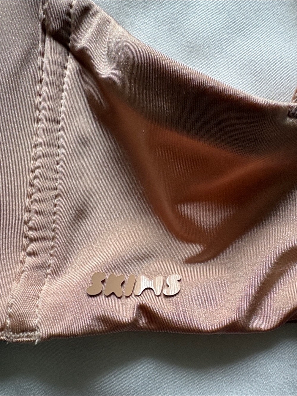 SKIMS Wireless Form T-Shirt Demi 34DD Bra Mica color EUC - Picture 2 of 6